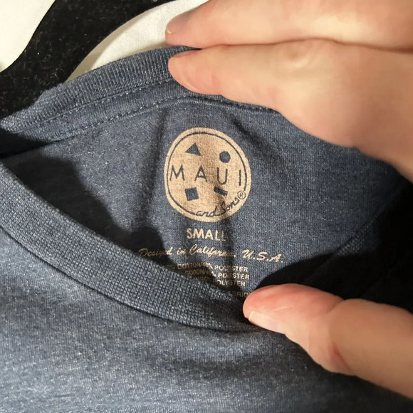 Maui Surf Shirt Size Small Blue Graphic Print Short Sleeve Crew Neck Top - Picture 4 of 6